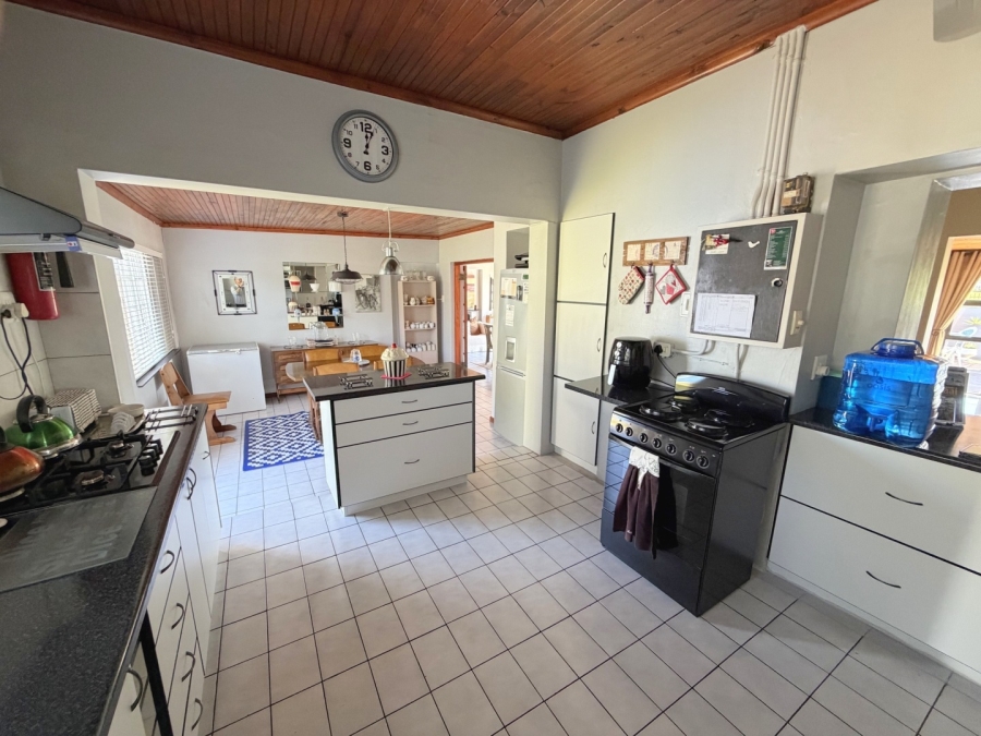 6 Bedroom Property for Sale in Stirling Eastern Cape